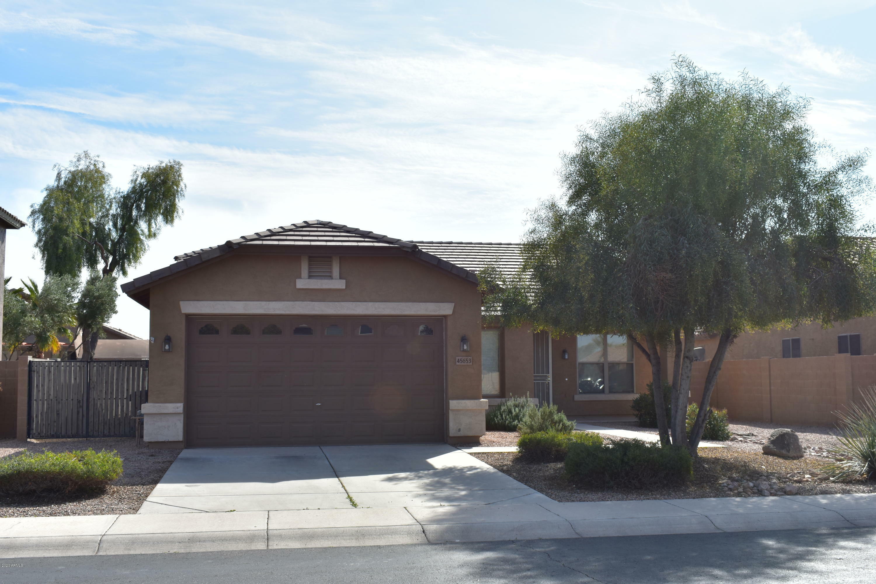 Property Photo:  45653 W Meadows Lane  AZ 85139 