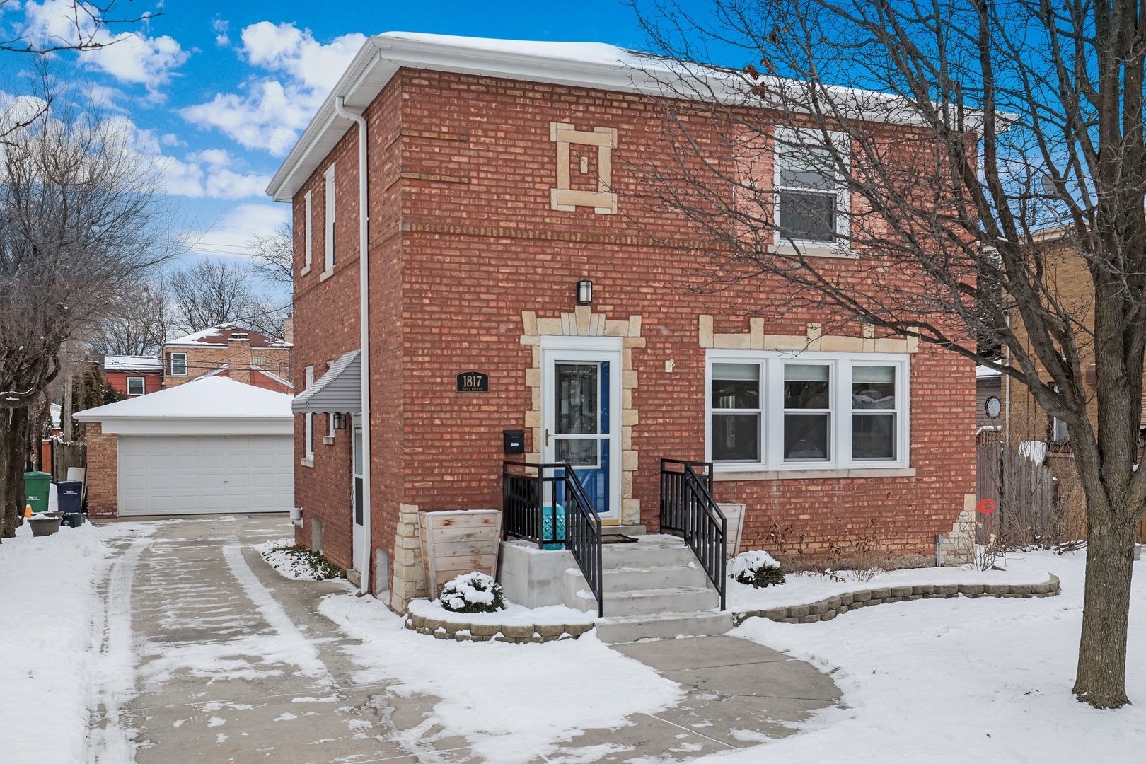 Property Photo:  1817 Hull Avenue  IL 60154 