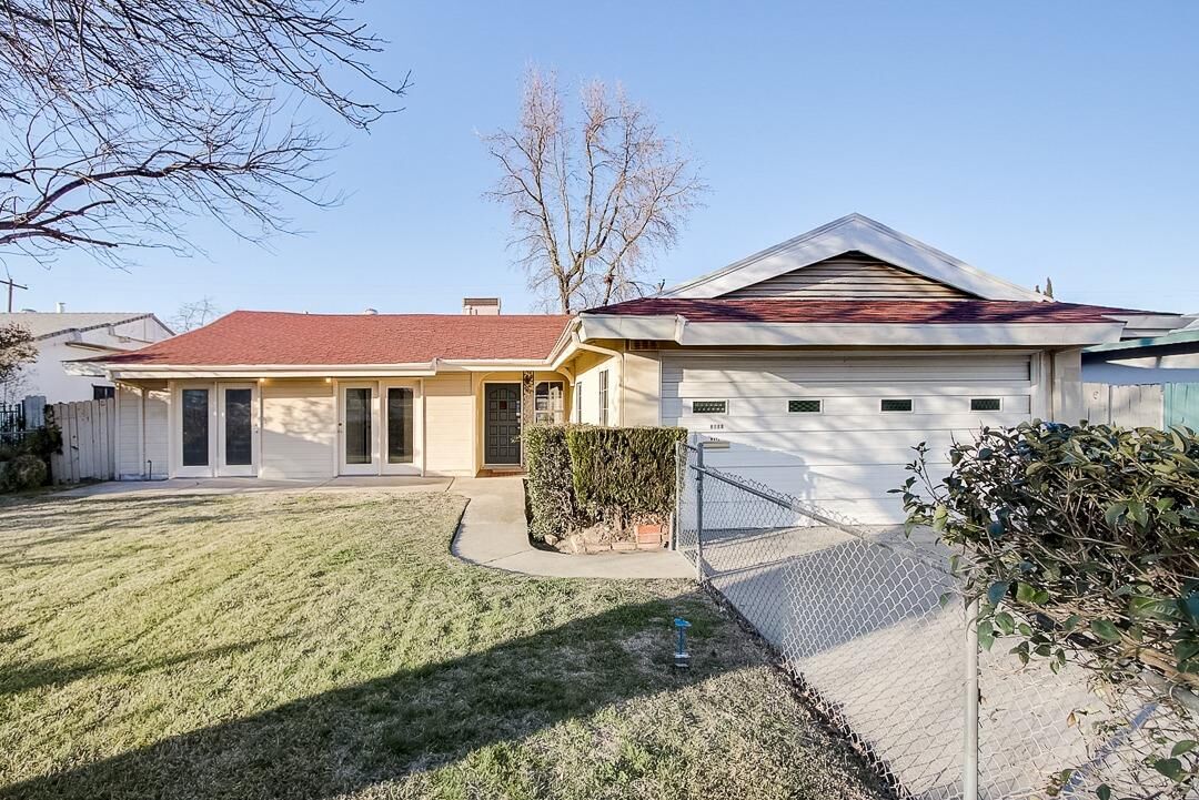 Property Photo:  2001 68th Avenue  CA 95822 