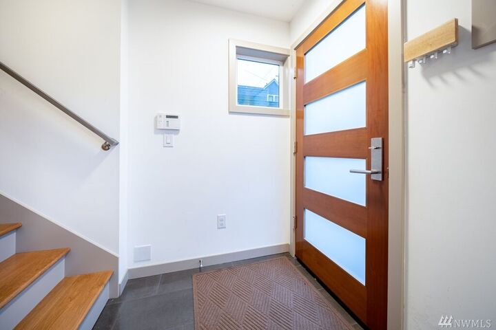 Property Photo:  2566  3rd Avenue W  WA 98119 