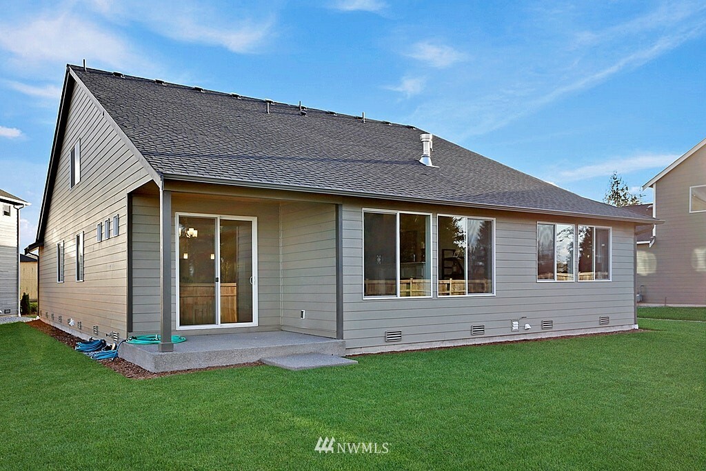 Property Photo:  31473 108th Avenue SE  WA 98092 