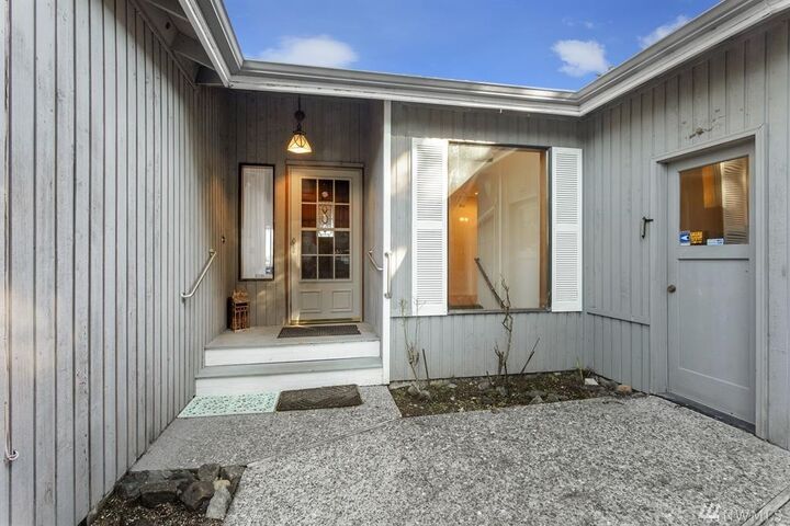 Property Photo: 14581 NW Honeyhill Lp WA 98380