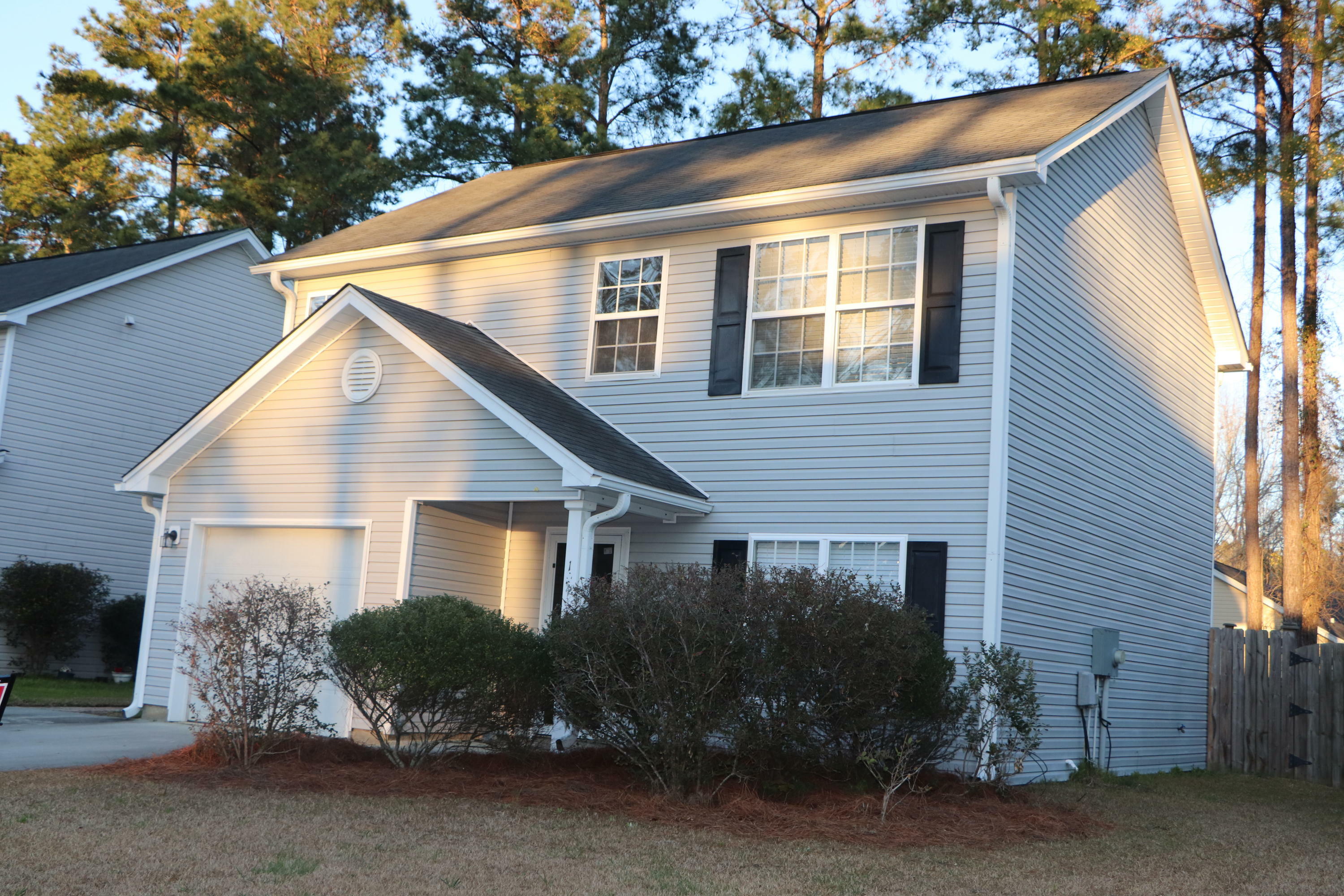 Property Photo:  104 Bainsbury Lane  SC 29483 