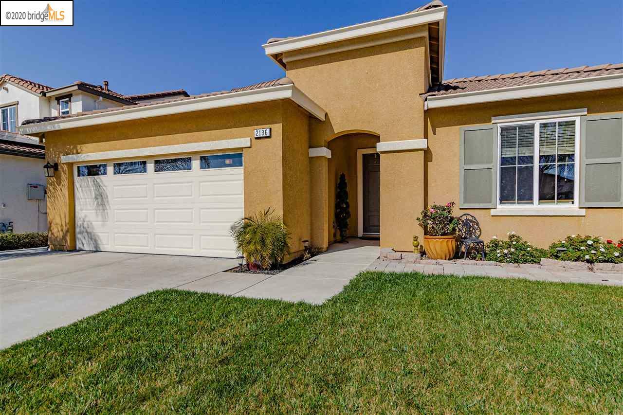 Property Photo:  2136 Harborage Way  CA 94561 