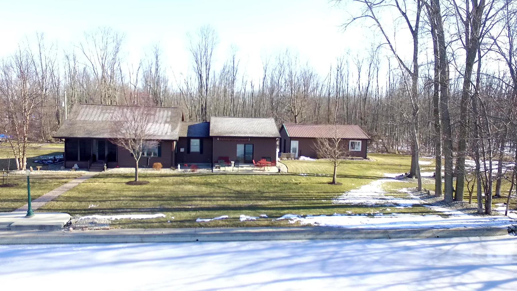 Property Photo:  71 E Sunny Acres South  IN 46784-9754 