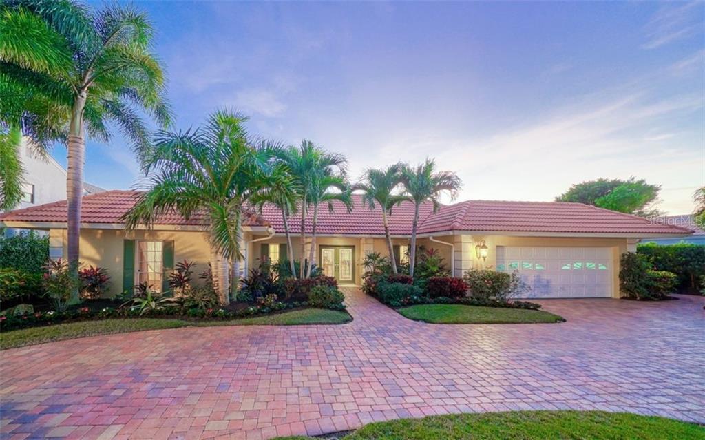 Property Photo: 410 Meadow Lark Drive FL 34236