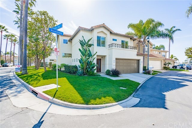 Property Photo: 308 Moonstone CA 90803