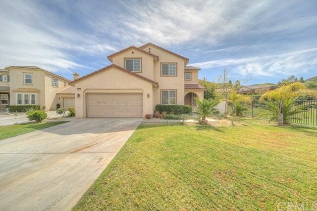 Property Photo:  3811 Mule Creek Court  CA 92407 