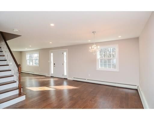 Property Photo:  2 Hickory Ln  MA 01701 
