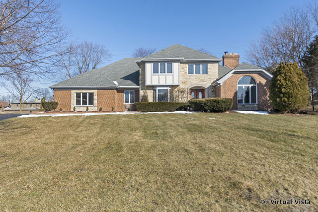 Property Photo:  8261 Ridgepointe Drive  IL 60527 