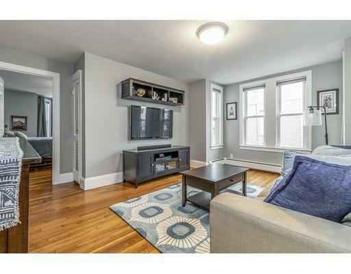 Property Photo:  93 Taylor Street 1  MA 02453 