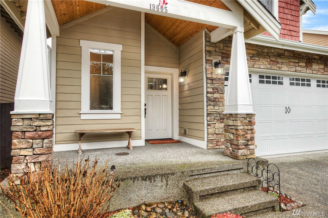 Property Photo: 19605 90th Av Ct E WA 98338