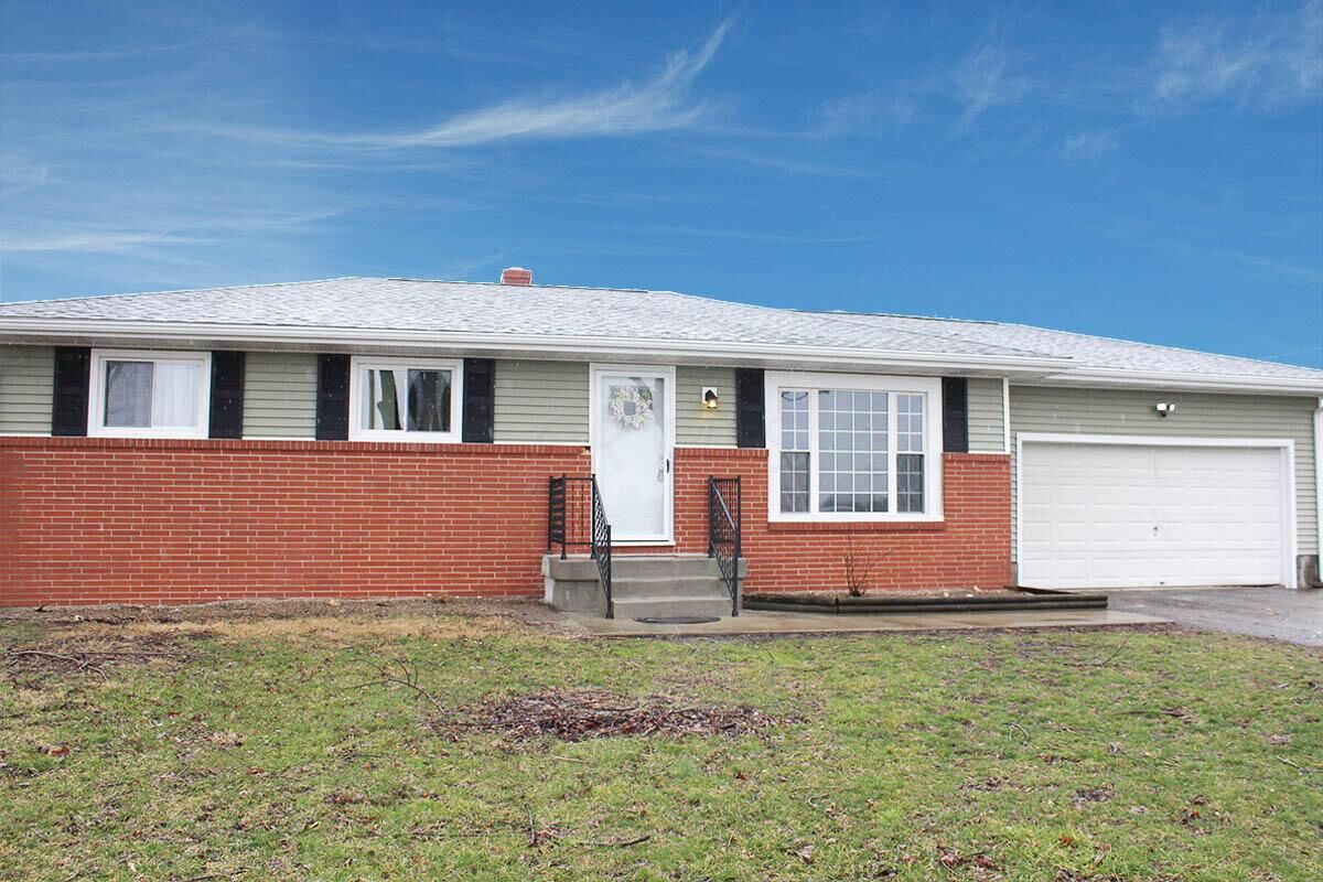 Property Photo:  2550 Kingston Pike  OH 43113 