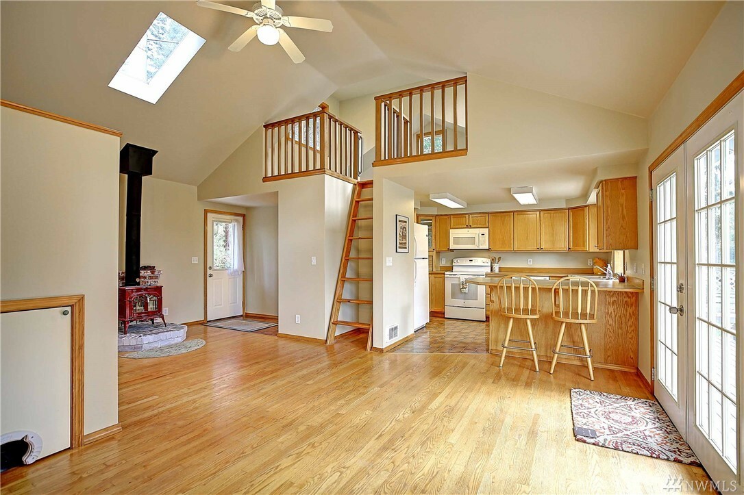 Property Photo:  3532 Sundance Lane  WA 98282 