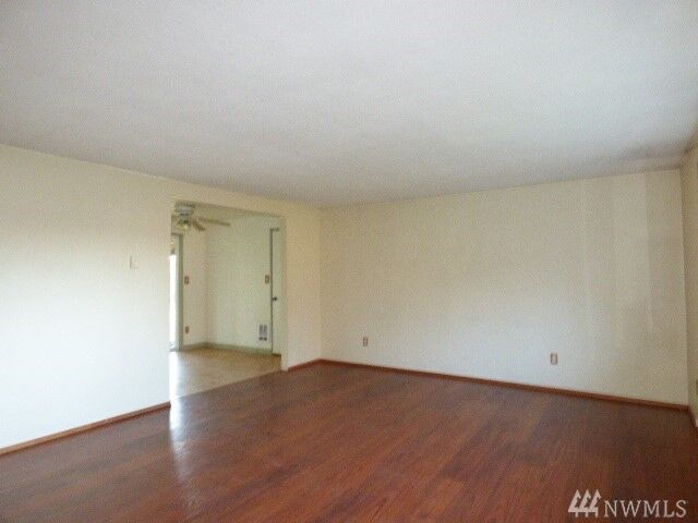 Property Photo:  131  Little John Lane  WA 98331