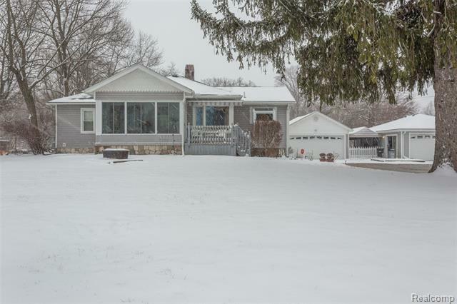 Property Photo:  45295 Ecorse Road  MI 48111 