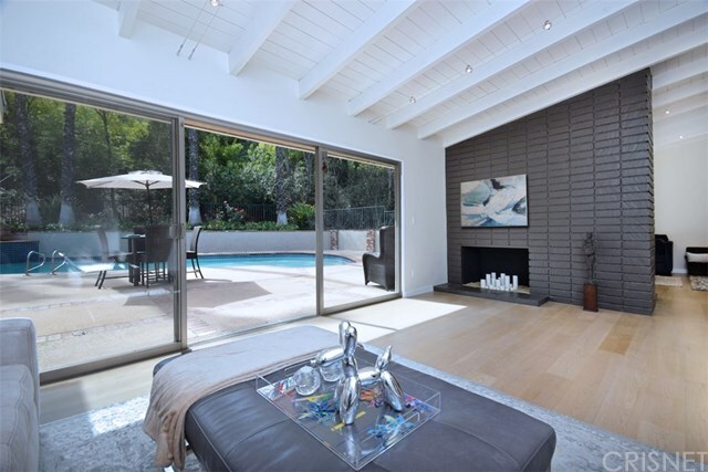 Property Photo: 22936 Ardwick Street CA 91364