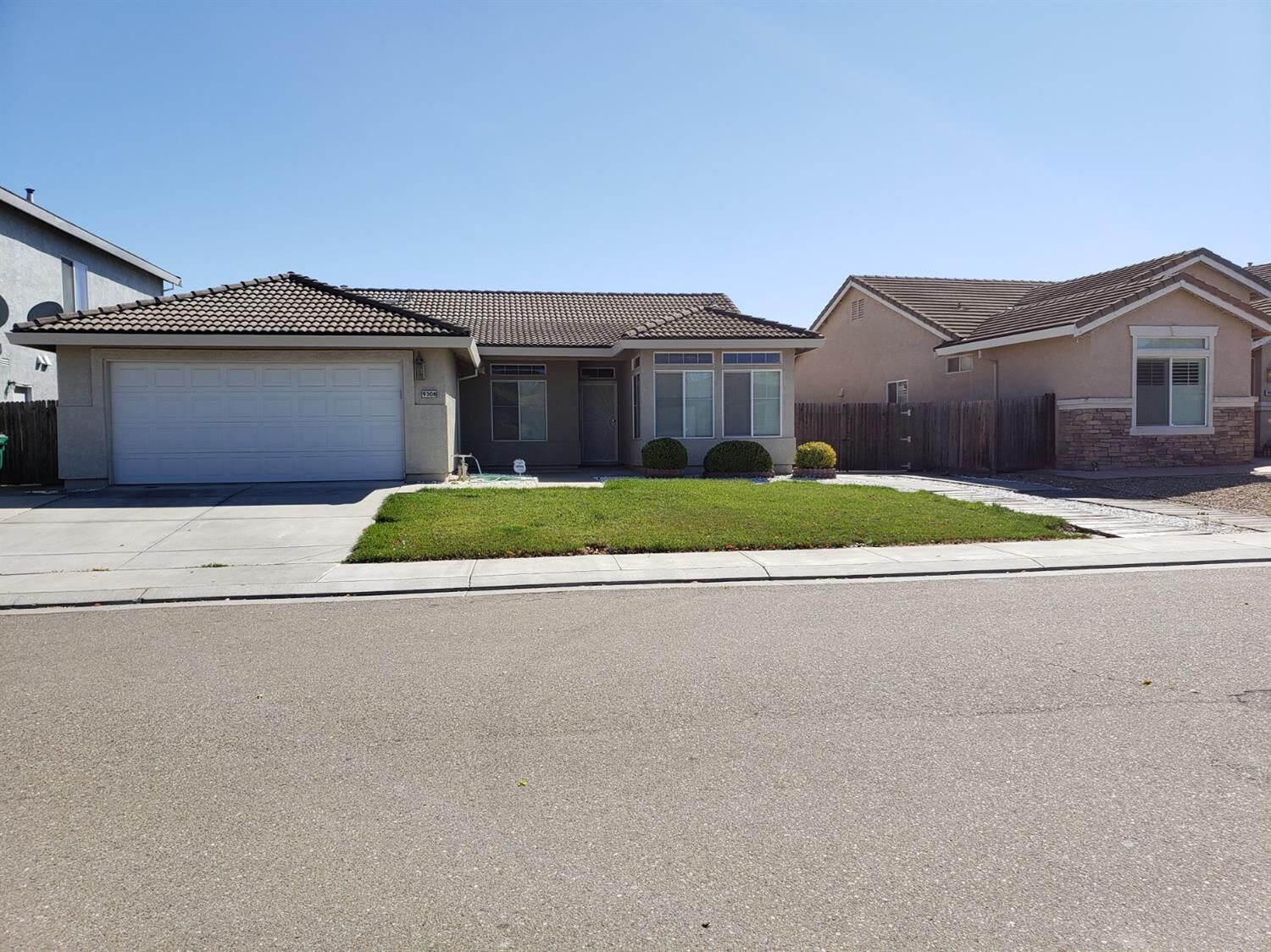 Property Photo:  9308 Lembert Dome Circle  CA 95212 