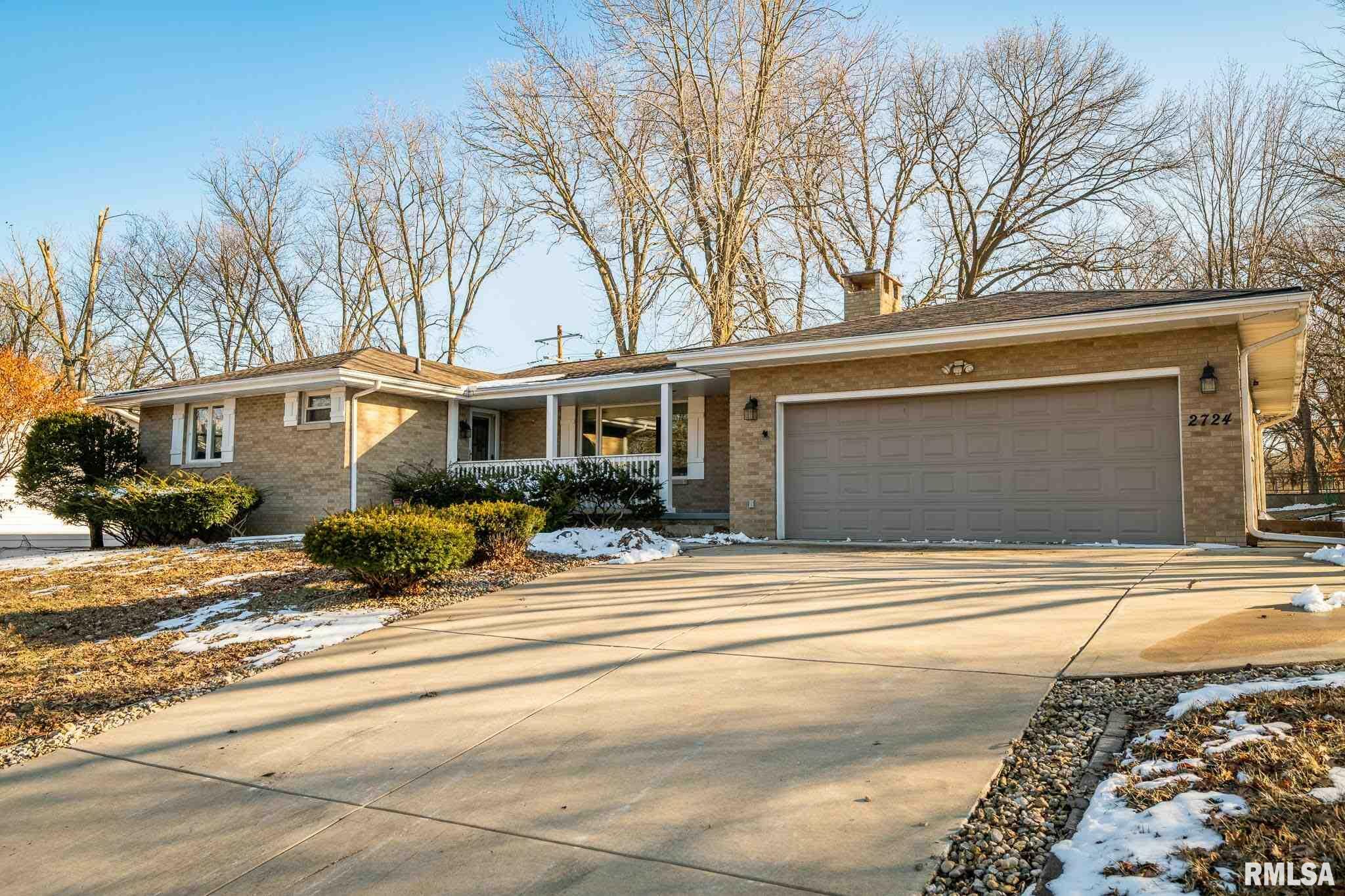 Property Photo:  2724 W Newman  IL 61604 