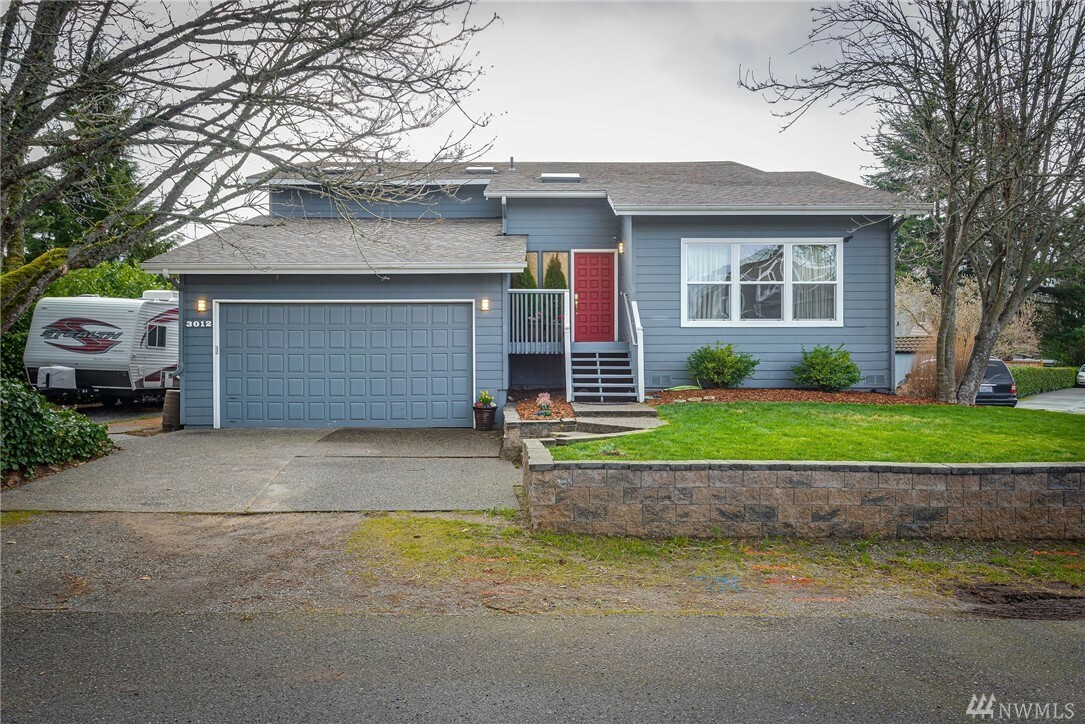 Property Photo:  3012 43rd St NE  WA 98422 