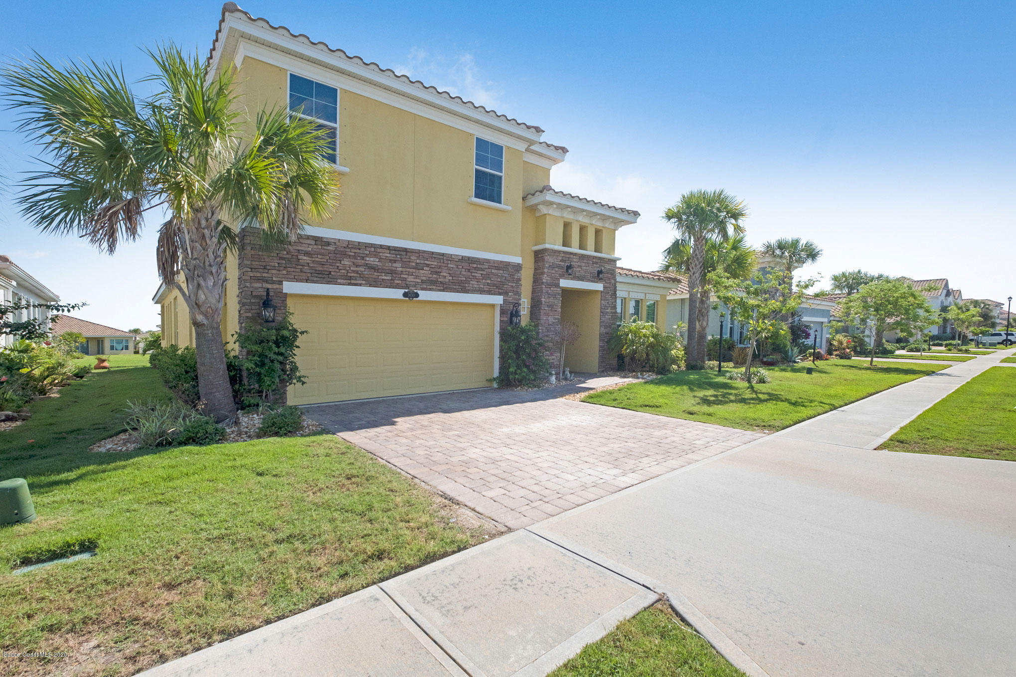 Property Photo: 3650 Poseidon Way FL 32903