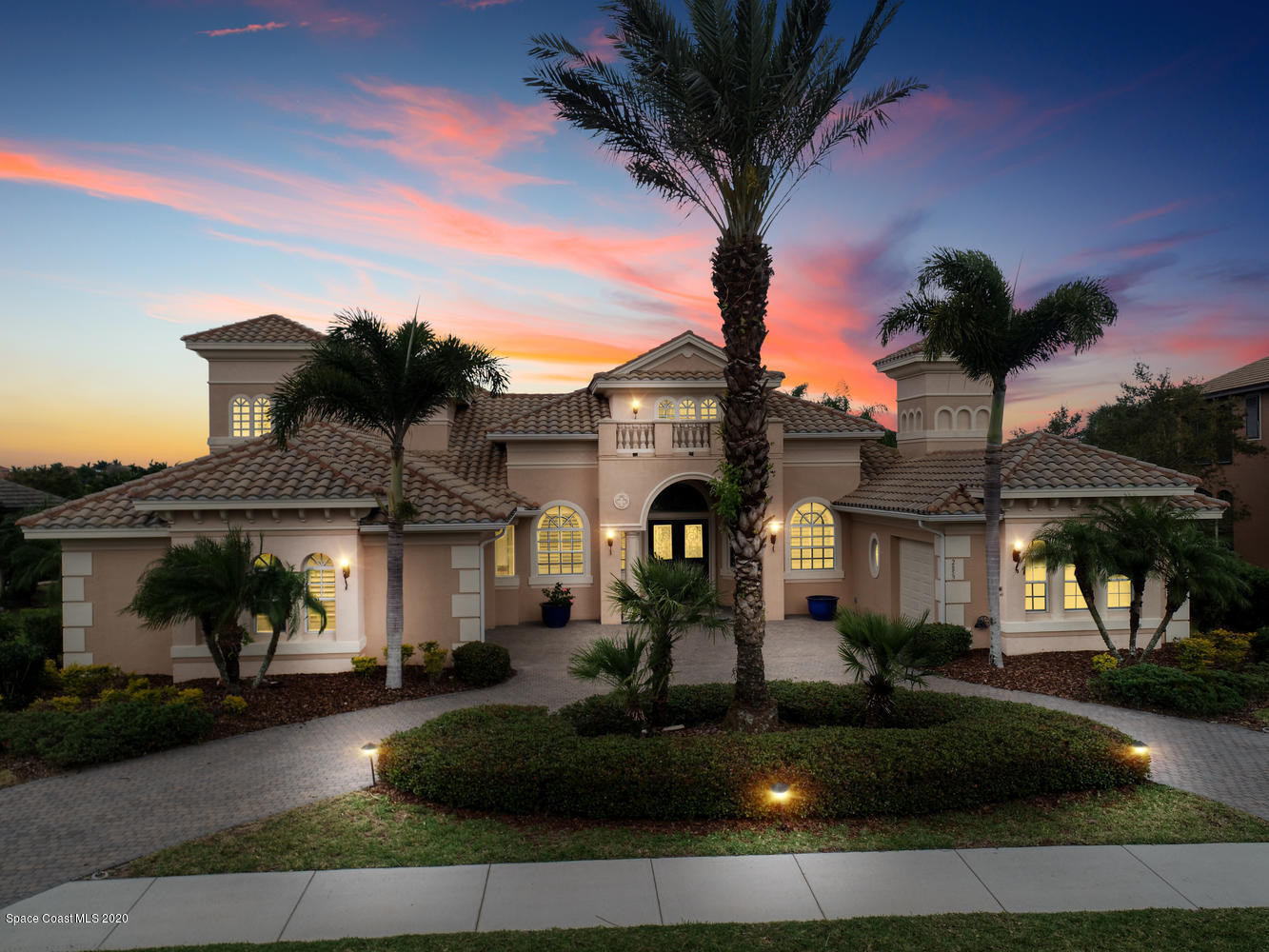 Property Photo: 2859 Wyndham Way FL 32940