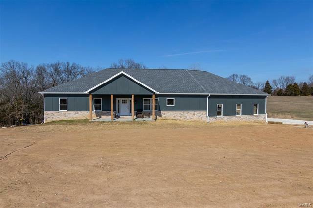 Property Photo: 5649 Belmont Place 63050