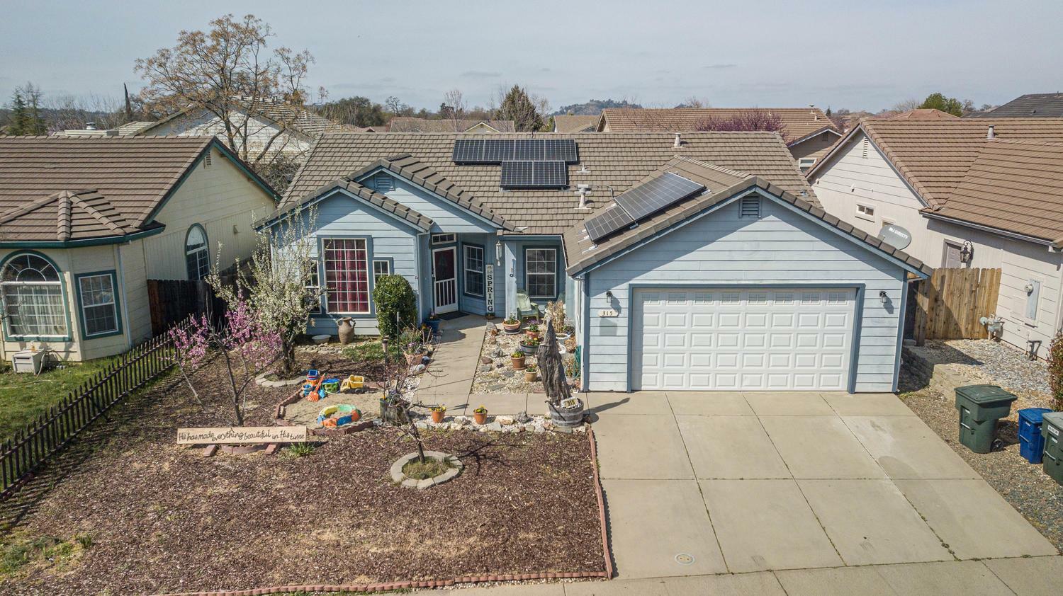 Property Photo:  315 Quailhollow Drive  CA 95640 