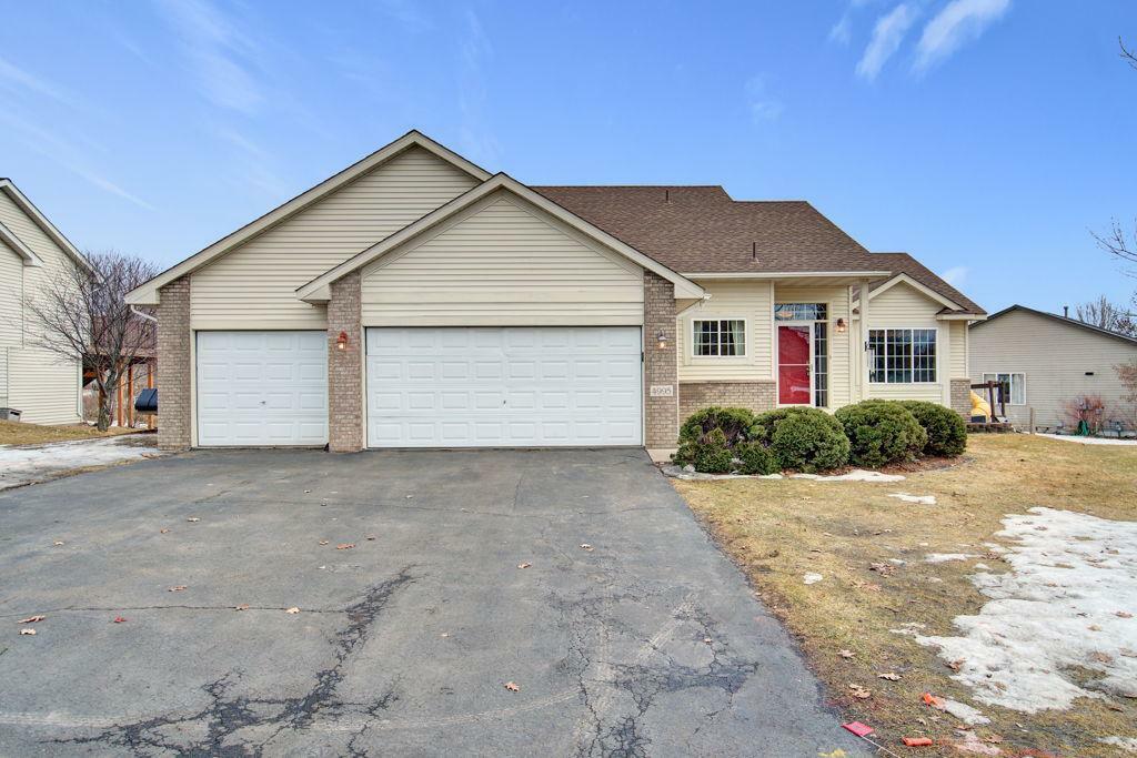 Property Photo: 4995 River Oaks Road MN 55373