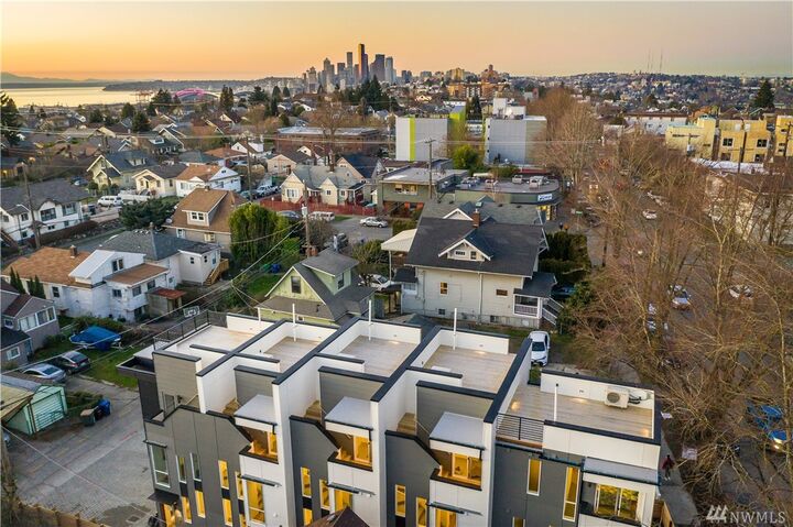 Property Photo:  3415 C  Beacon Avenue S  WA 98144 