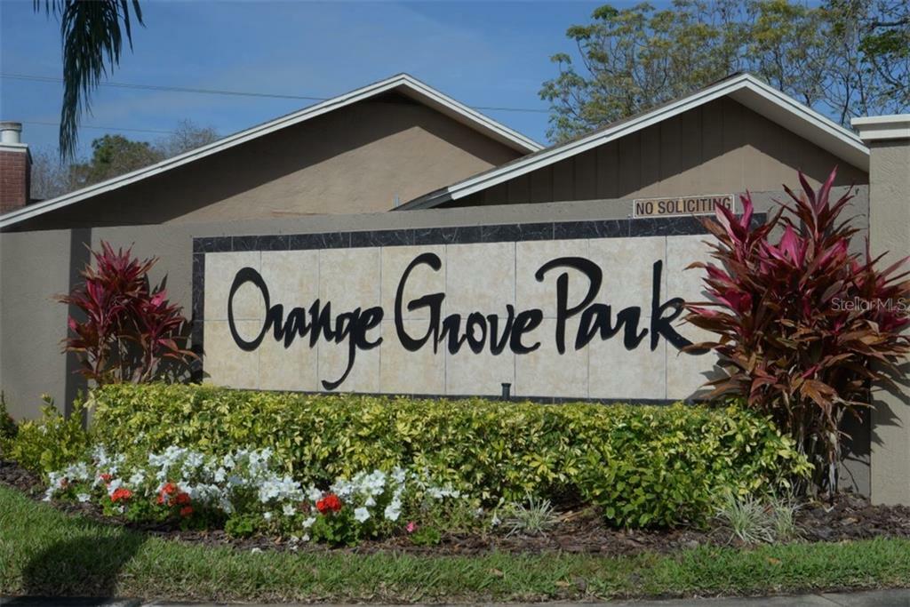 Property Photo:  2901 Amroth Place  FL 32707 