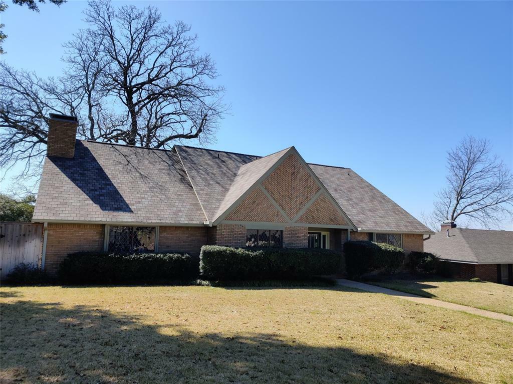 Property Photo:  207 Meadowdale Drive  TX 75087 