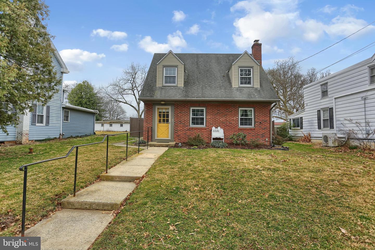 Property Photo: 2226 Wood Street PA 17603
