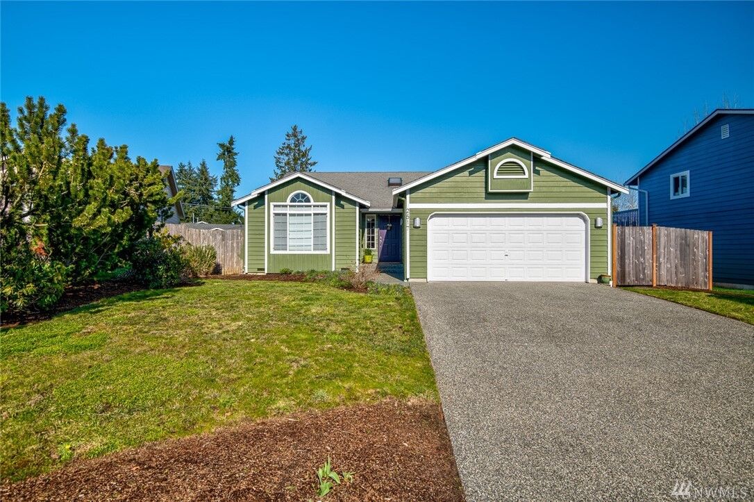 Property Photo:  2517  101st Street SE  WA 98208 