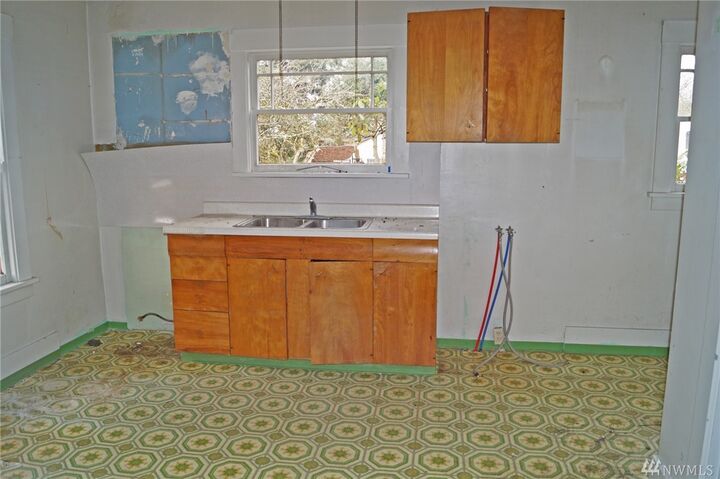 Property Photo:  1515  Ridge Road  WA 98584 