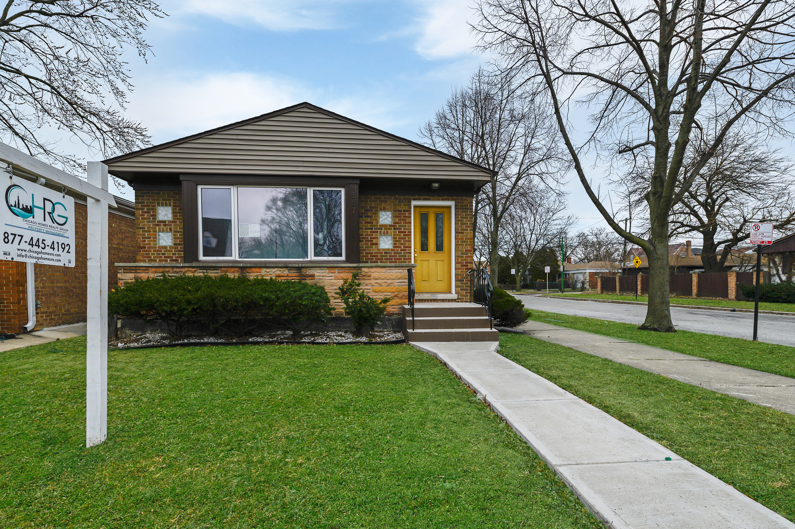 Property Photo:  9557 South La Salle Street  IL 60628 