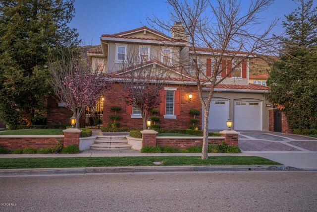 Property Photo:  5145 Via San Lucas  CA 91320 