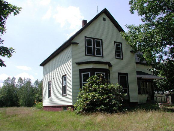 Property Photo:  117 Park Street  NH 03276 