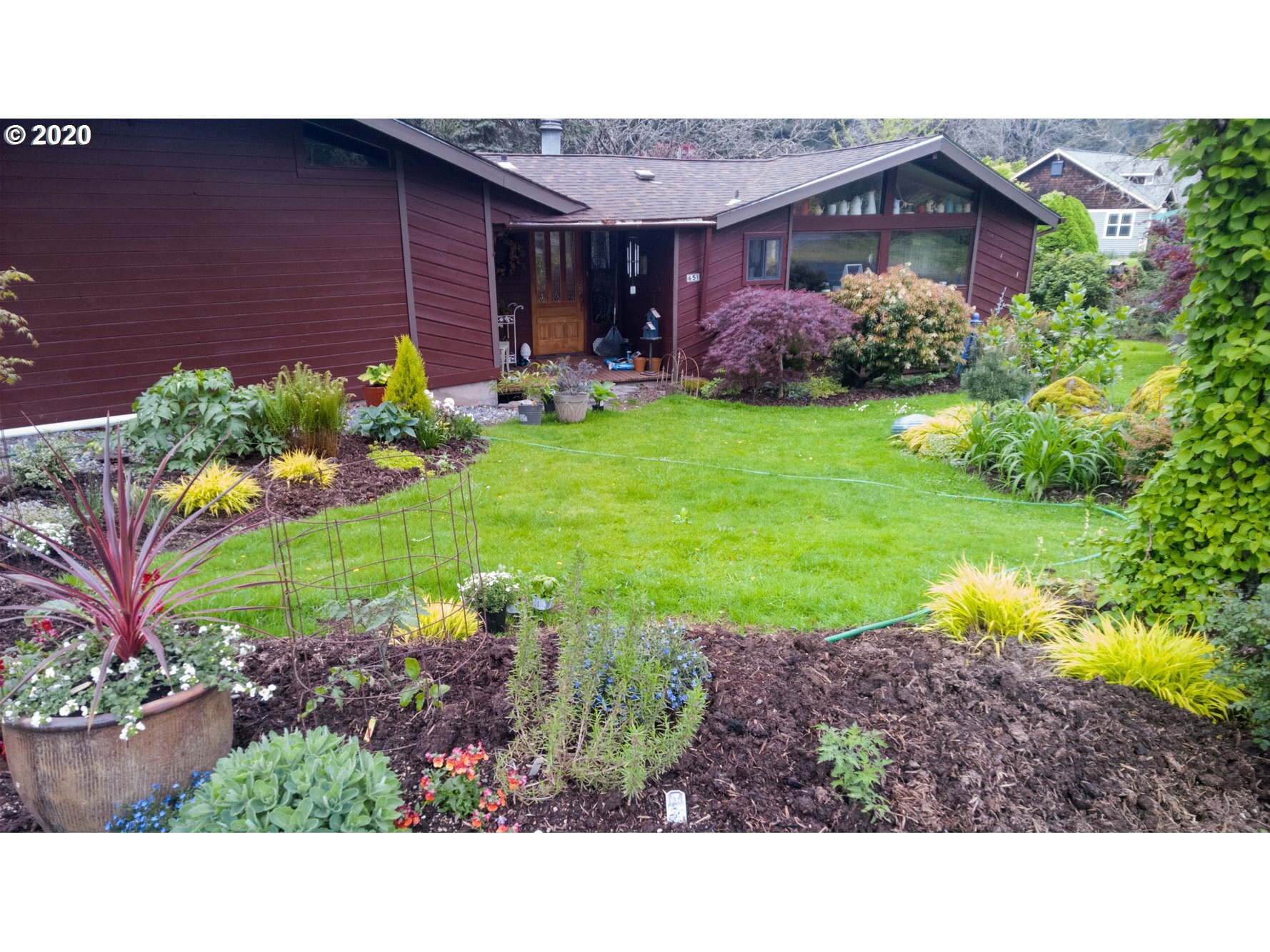 Property Photo: 651 Skamania Landing Rd WA 98648