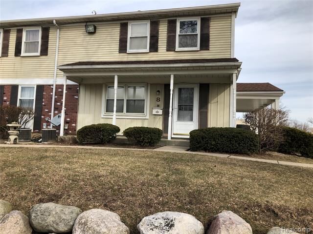 Property Photo: 8 Beechwoode Lane 3 MI 48340