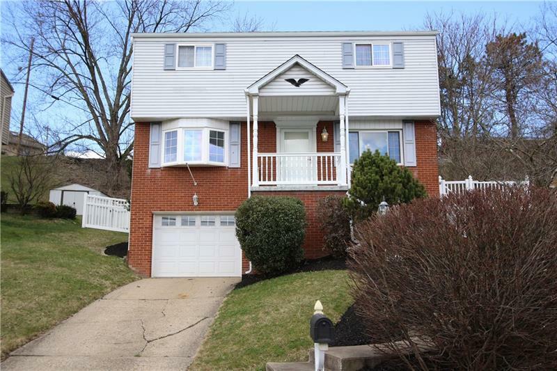 Property Photo:  1009 Merion Drive  PA 15122 