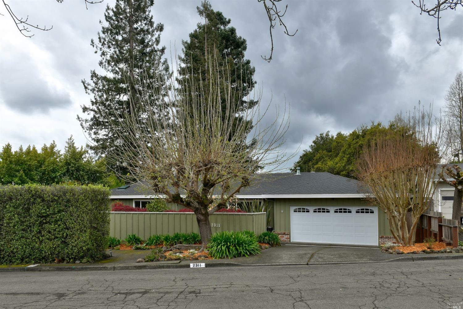 Property Photo:  2311 Eastwood Drive  CA 95404 