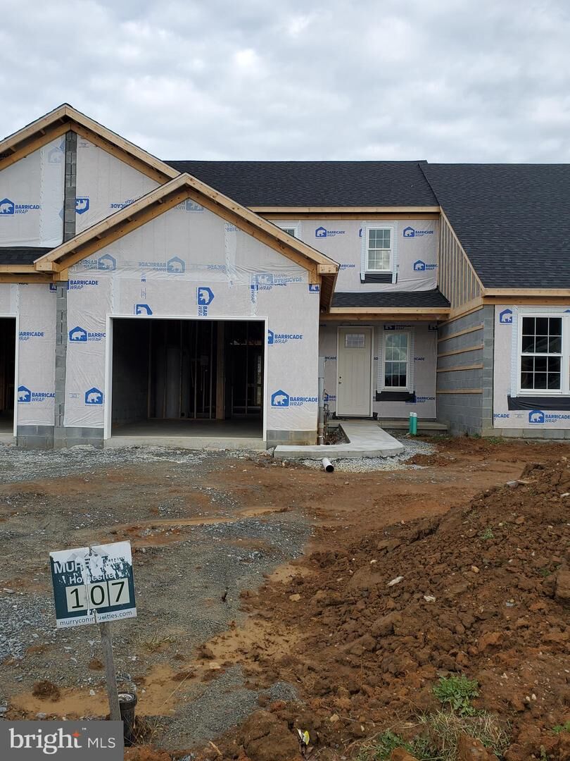 Property Photo:  109 Copperstone Court 107  PA 17551 