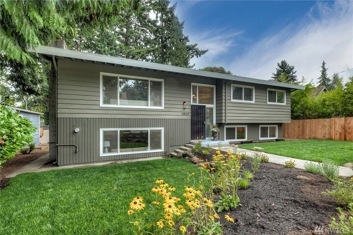 15650  9th Avenue SW  Burien WA 98166 photo