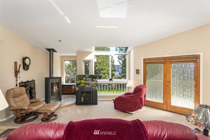 Property Photo:  464  Montgomery Lane  WA 98365 