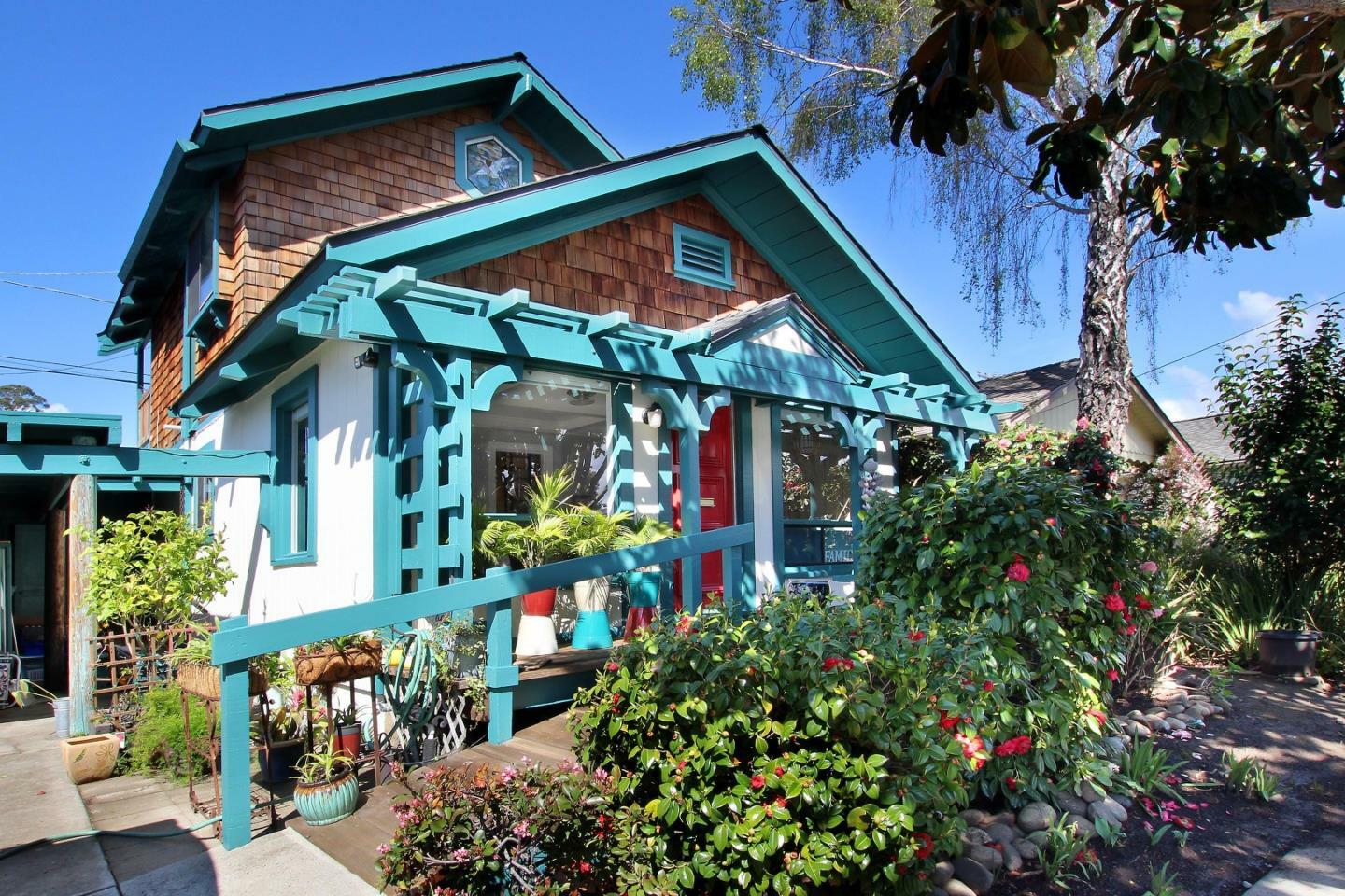 Property Photo:  523 Oak Drive  CA 95010 