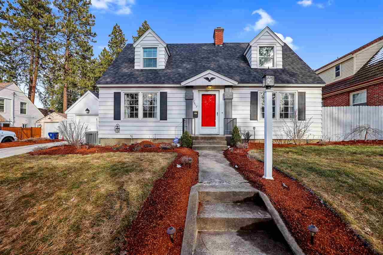 2617 S Lincoln St  Spokane WA 99203 photo