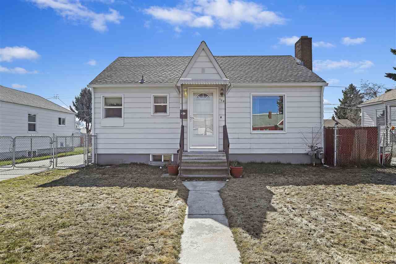 Property Photo:  114 E Hoffman Ave  WA 99207 