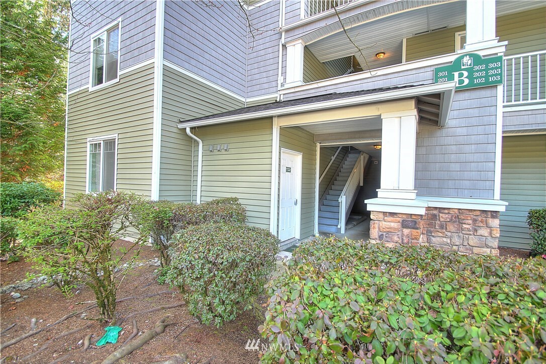 Property Photo:  12712 Admiralty Way B301  WA 98204 