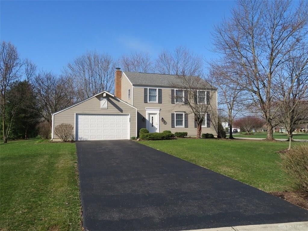 Property Photo:  8801 Grovecreek Court  OH 45458 